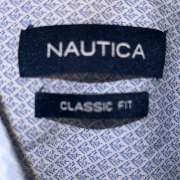 Men’s Nautica Slim Fit, Wrinkle Resistant Dress Shirt. - Picture 4 of 6